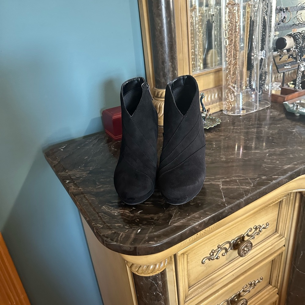 Boots,Platform, Comfortable Boot. Suede Like Mate… - image 2